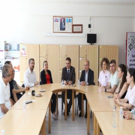 "Öğretmenler, ülkemizin yarınlarını şekillendiriyor"