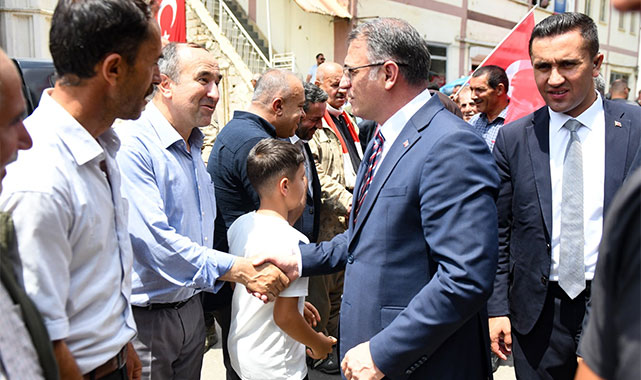 ''Bahçesaray turistik bir merkez haline gelecek'';