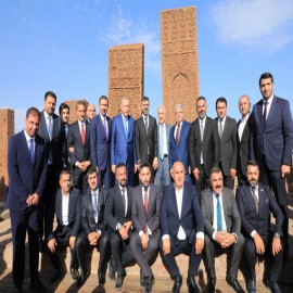 Cumhurbaşkanı Erdoğan, Malazgirt Zaferi’nin 953. yıl dönümü için Bitlis'e gitti