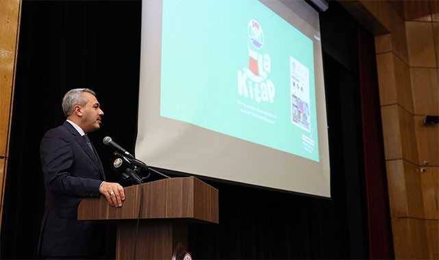 Rize'de 'Çayla Kitap Projesi' gençlerin hayatına gül kokusu taşıyor