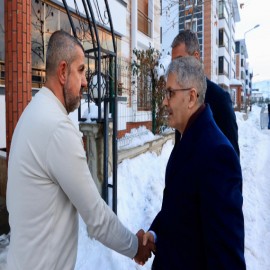 Vali Çelik’ten saldırıya uğrayan personele moral ziyareti