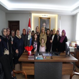 "Kadınların mesleki beceri kazanması büyük değer taşıyor"