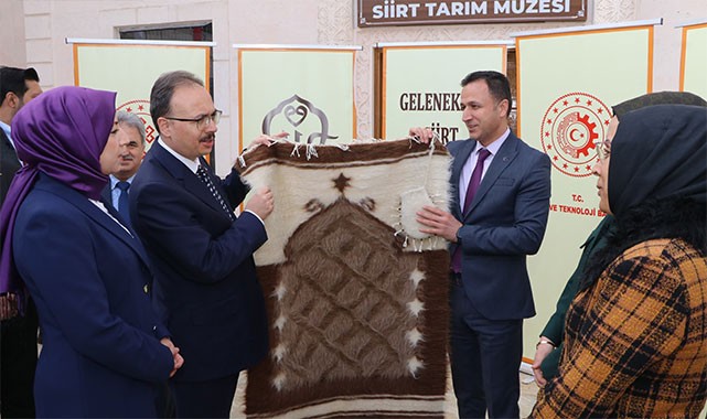 Siirt’in geleneksel battaniyeleri, modern tasarımlarla yeniden hayat buluyor
