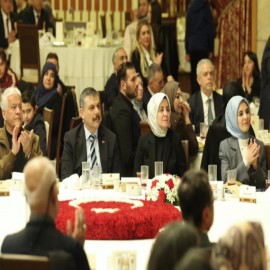 Devletin zirvesi şehit yakınları ve gazilerle iftarda buluştu