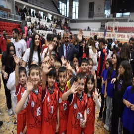 Amatör spor kulüplerine 10 milyon liralık destek