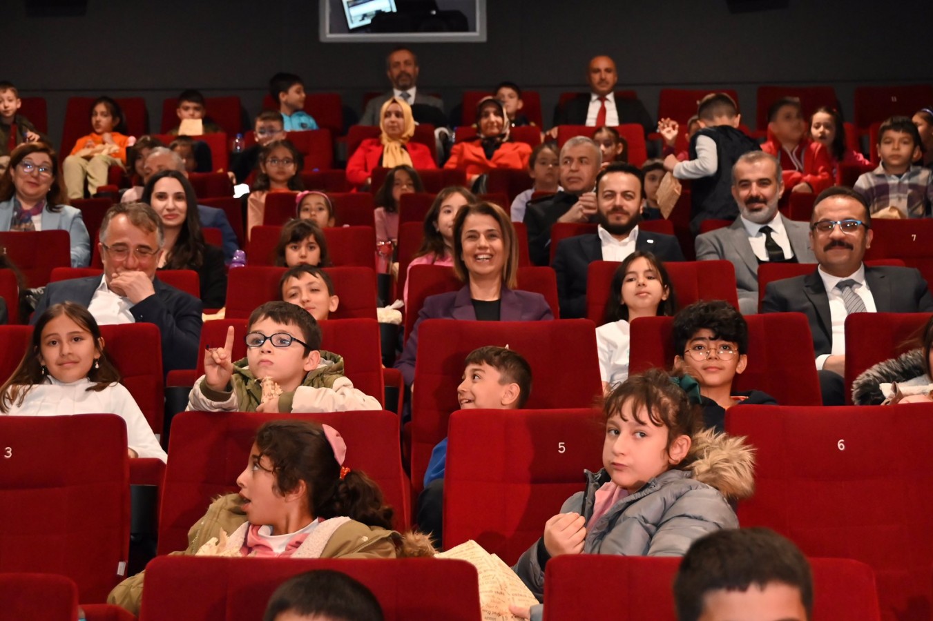 “Elif ve Arkadaşları Kapadokya’da”;