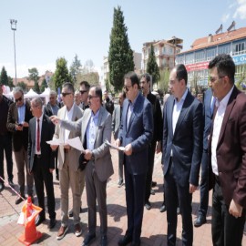 Vali Işın oryantiring seçmelerinde sporculara ödüllerini verdi