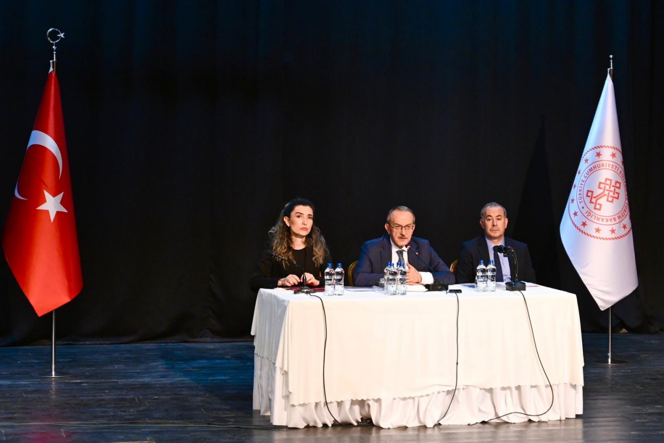 Alevi-Bektaşi Toplantısında birlik ve beraberlik mesajları verildi;