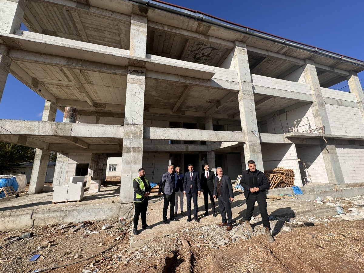 "Gençlerimize özel bir alan geliyor";