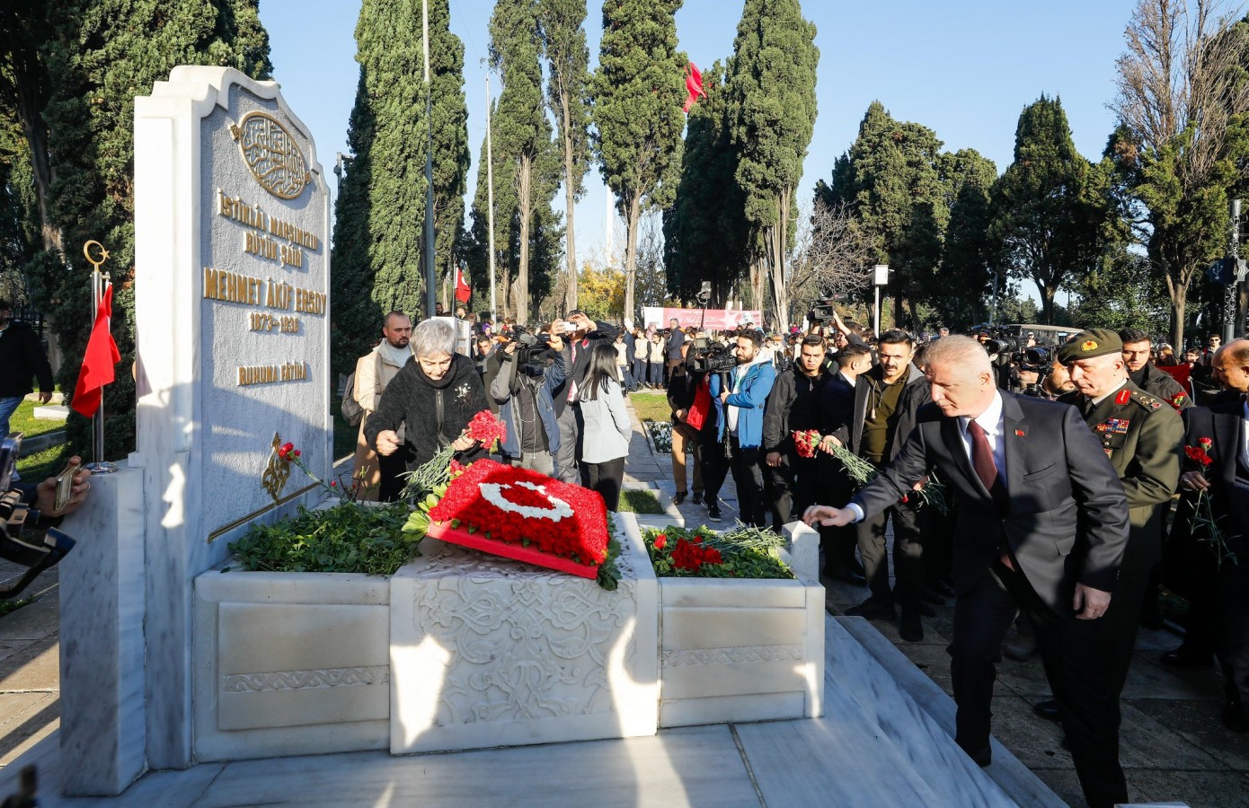İhsan KARA