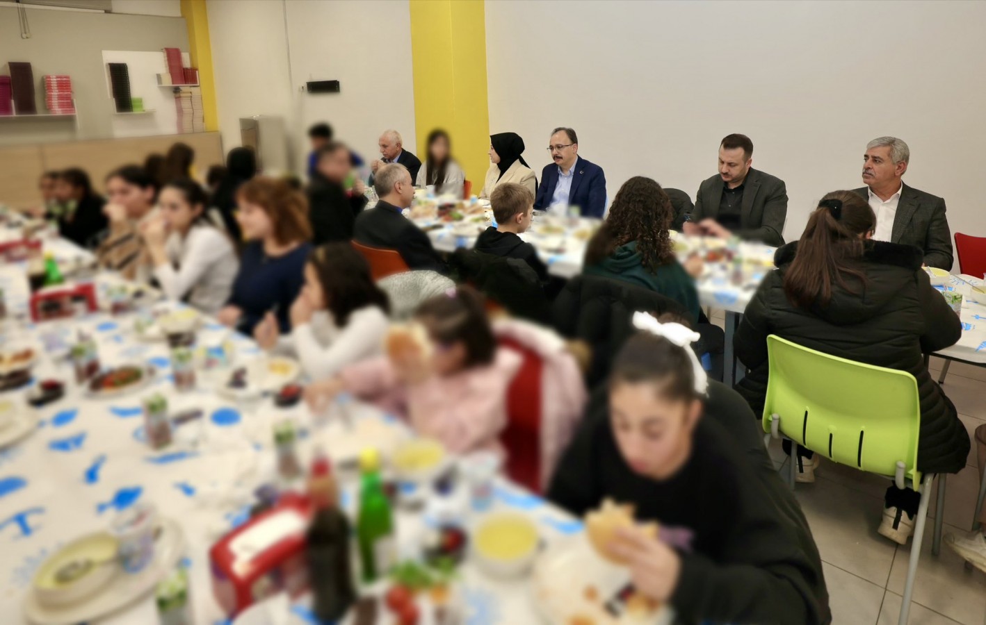 Siirt’te “Sevgi Sofrası” geleneği yetim ve öksüz çocuklar için kuruldu