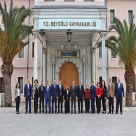 Kaymakam, personelle bayramlaştı