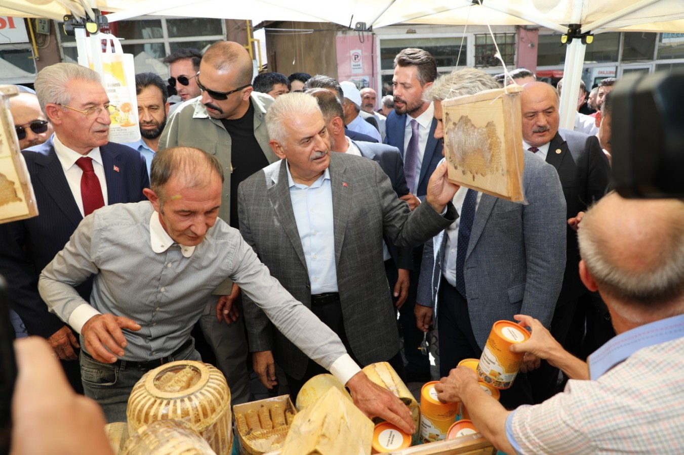 Tercan’da bal tadında festival;