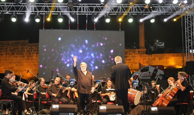 Cendere Köprüsü'nde Senfoni Orkestrası ile Kâhtalı Mıçe coşturdu