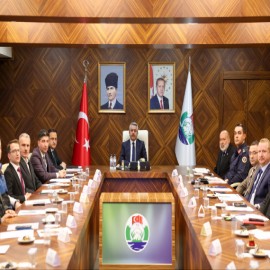 Vali Baydaş'tan, şampiyona talimatı