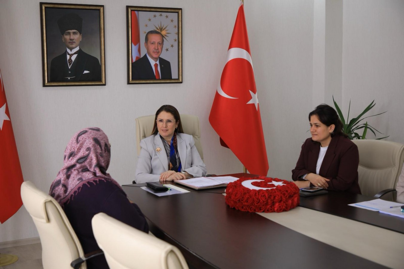 Vatandaşların sorunlarını bizzat dinledi;