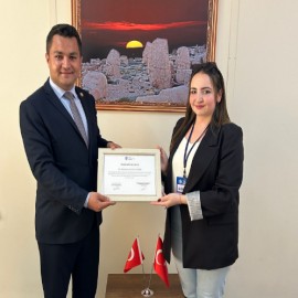 Kaymakam Emre Açar’a Türk Psikologlar Derneği’nden teşekkür belgesi