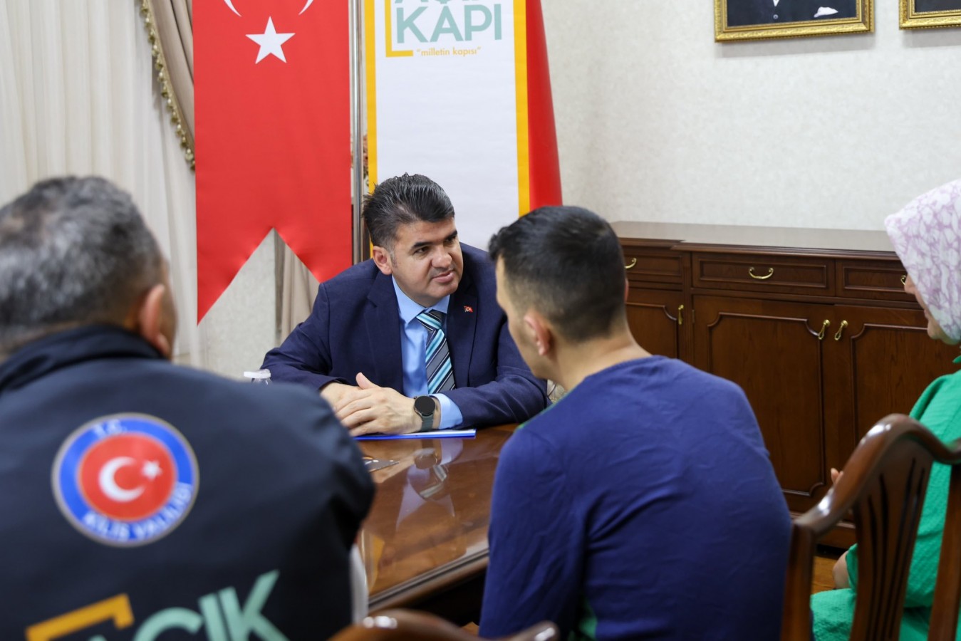 "Bu kapının asıl sahibi vatandaşımızdır"