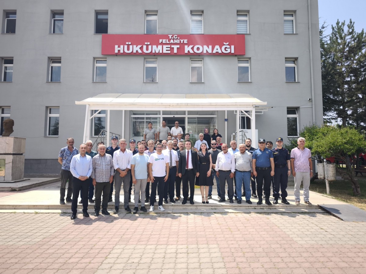 Felahiye Kaymakamı, ilçeye veda etti;