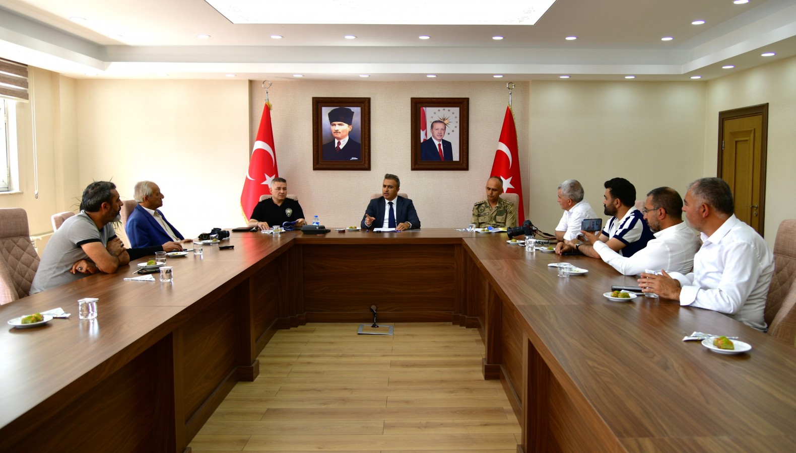 "Ardahan'da 886 kişi yakalandı";
