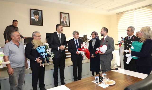 Battaniyeler farkındalığın simgesi