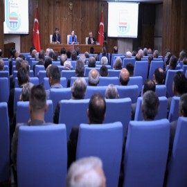 Yeni seçilen köy muhtarlarıyla buluştu: Uyum içinde çalışacağız