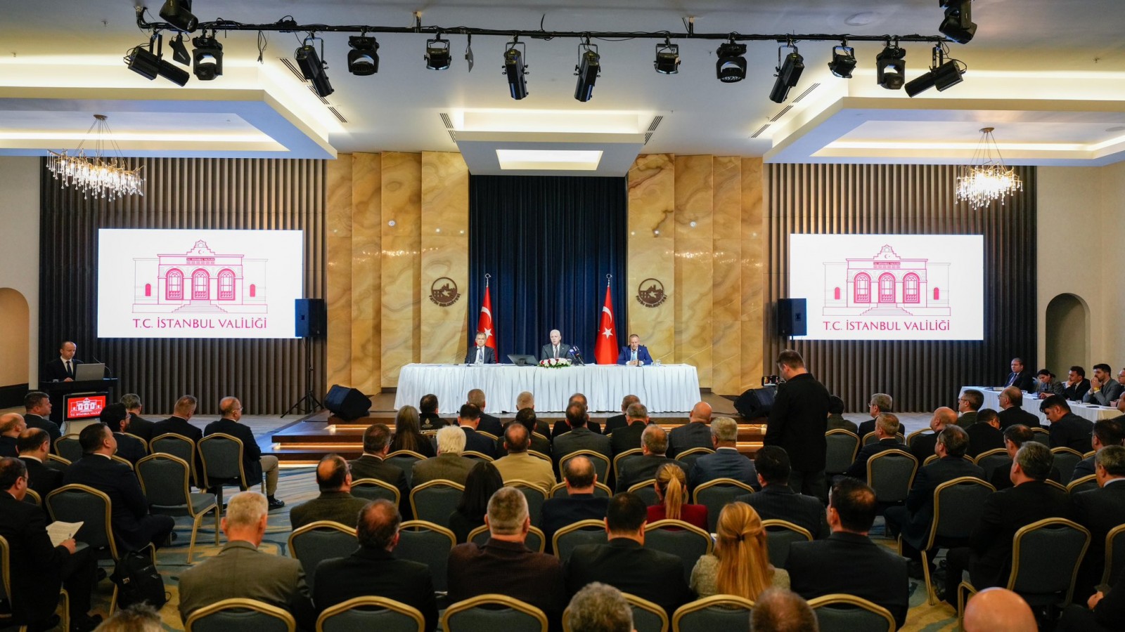 İl Koordinasyon Kurulu’nun gündemi deprem oldu