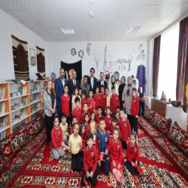 Sıfır atık kütüphaneleri Siirt’te hizmete açıldı