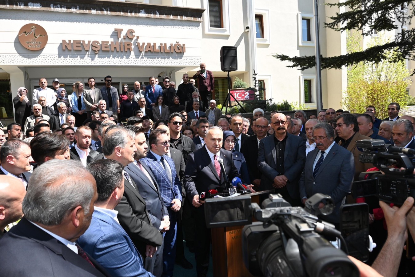 Emniyet Genel Müdürü olarak atanan Vali Fidan, Nevşehir'e veda etti