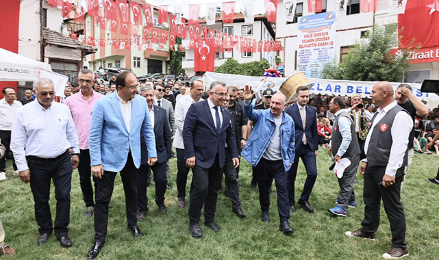 Çorum'da güreş rüzgarı esti: ''Minderde rakip olun ama her zaman dost kalın'';