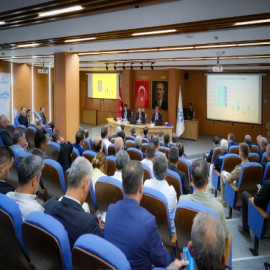 Vali Taşyapan'dan kurum amirlerine talimat: "Yatırımları titizlikle takip edin"