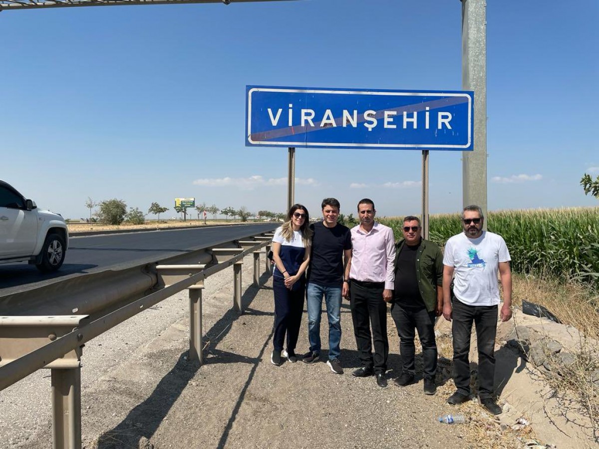 Viranşehir’den Sandıklı’ya uğurlandı