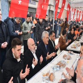 Şehit ailesini yalnız bırakmadılar