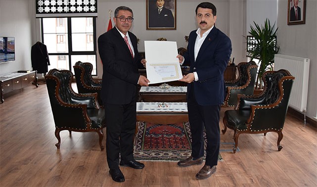 Gençlerin geleceğine yön veren projeye başarı ödülü!
