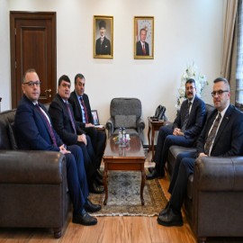 Dönem arkadaşlarından, Bakan Yardımcısı Çelik'e ziyaret