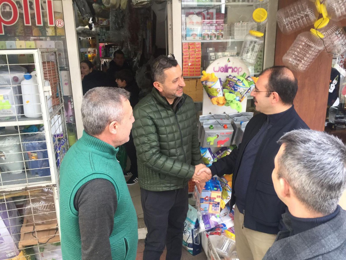Esnafın yeni yılını kutladı;