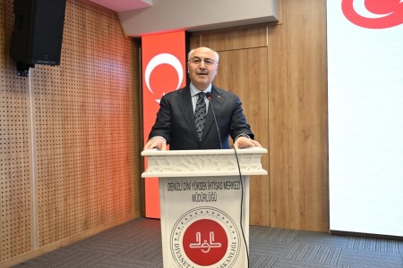“Siz, hâlinizle gençlerin uyanmasına vesile olabilirsiniz”